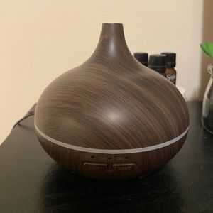AMAZON OIL DIFFUSER/HUMIDIFIER 150ml